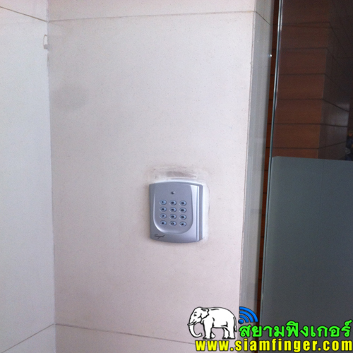  เครื่องทาบบัตรคีย์การ์ด soyal AR-721HV3